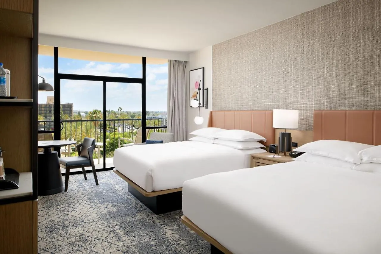 Sheraton Park Hotel At The Anaheim Resort 4*,  USA