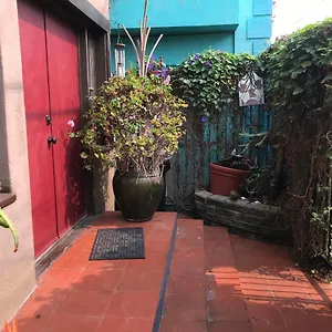 Venice Walk To Ocean Apartment