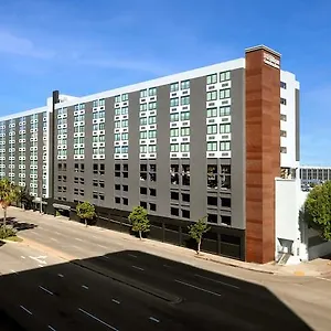 호텔 Hilton Garden Angeles Airport