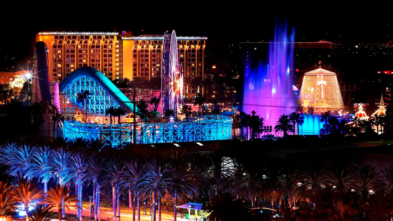 Sheraton Park Hotel At The Anaheim Resort 4*,
